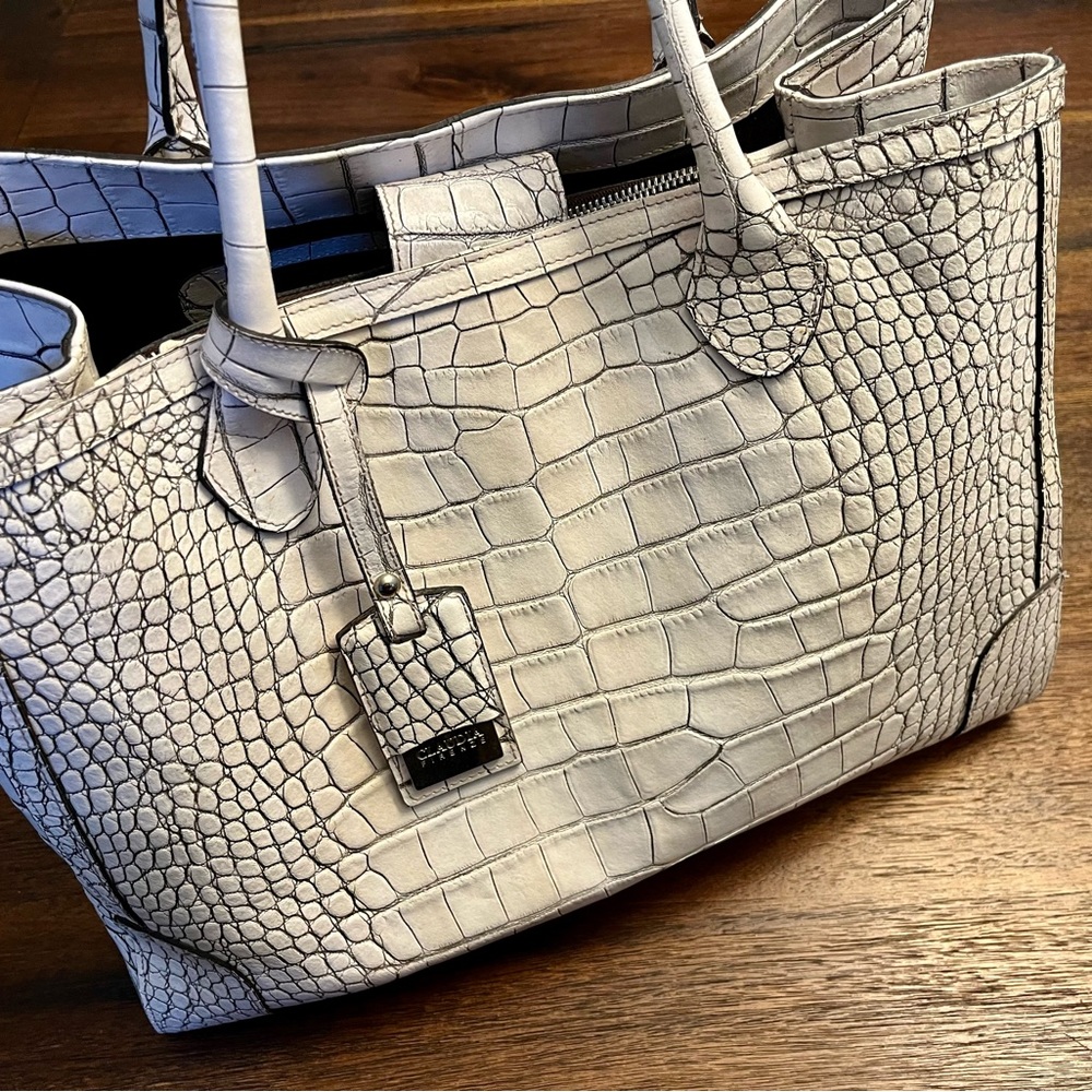 Claudia Firenze Large Crocodile Embossed Learher handbag.